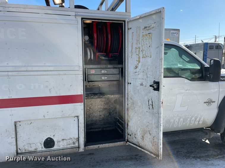 image for item MA9897 2013 Ford F550 Super Duty XL  utility / service truck