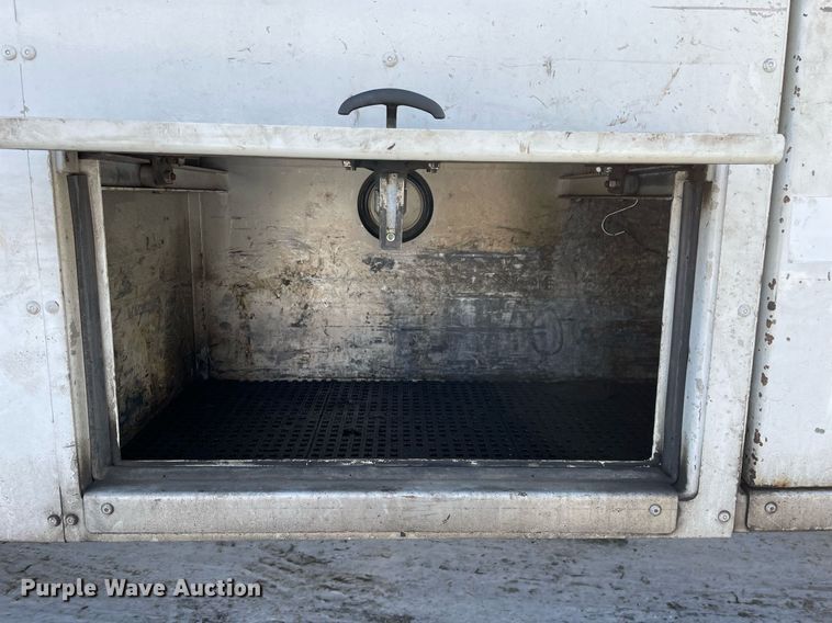 image for item MA9897 2013 Ford F550 Super Duty XL  utility / service truck