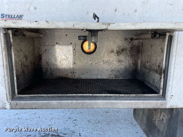 image for item MA9897 2013 Ford F550 Super Duty XL  utility / service truck