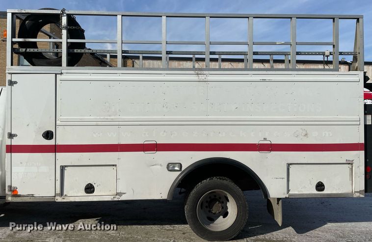 image for item MA9897 2013 Ford F550 Super Duty XL  utility / service truck