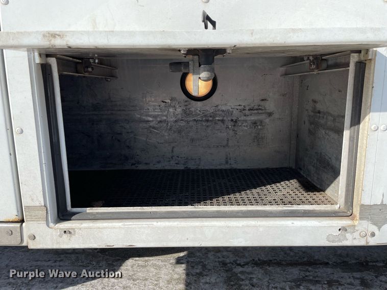 image for item MA9897 2013 Ford F550 Super Duty XL  utility / service truck