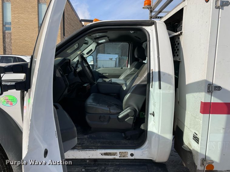 image for item MA9897 2013 Ford F550 Super Duty XL  utility / service truck