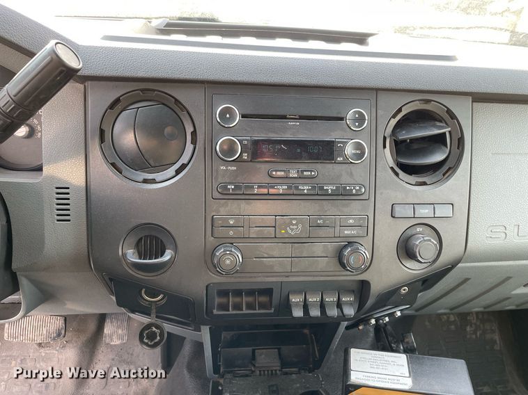 image for item MA9897 2013 Ford F550 Super Duty XL  utility / service truck