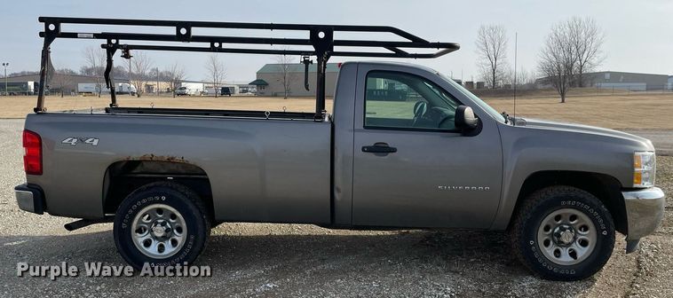 image for item MA9904 2012  Chevrolet Silverado 1500  pickup truck