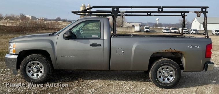 image for item MA9904 2012  Chevrolet Silverado 1500  pickup truck