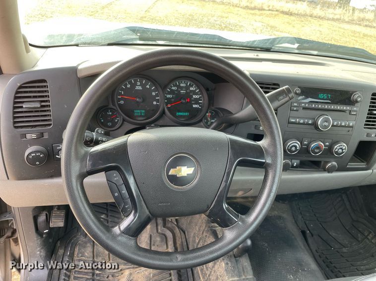 image for item MA9904 2012  Chevrolet Silverado 1500  pickup truck