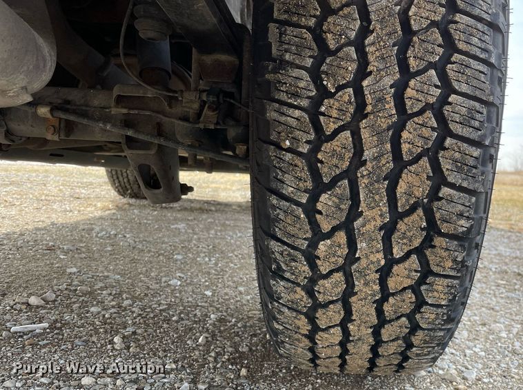 image for item MA9904 2012  Chevrolet Silverado 1500  pickup truck