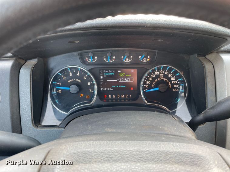 image for item MA9905 2014 Ford F150 XLT  SuperCrew pickup truck