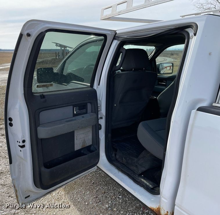 image for item MA9905 2014 Ford F150 XLT  SuperCrew pickup truck