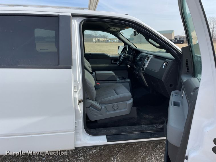 image for item MA9905 2014 Ford F150 XLT  SuperCrew pickup truck