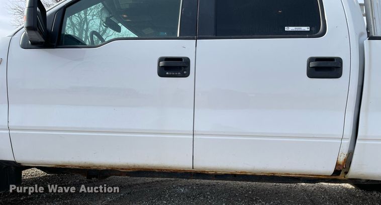 image for item MA9905 2014 Ford F150 XLT  SuperCrew pickup truck