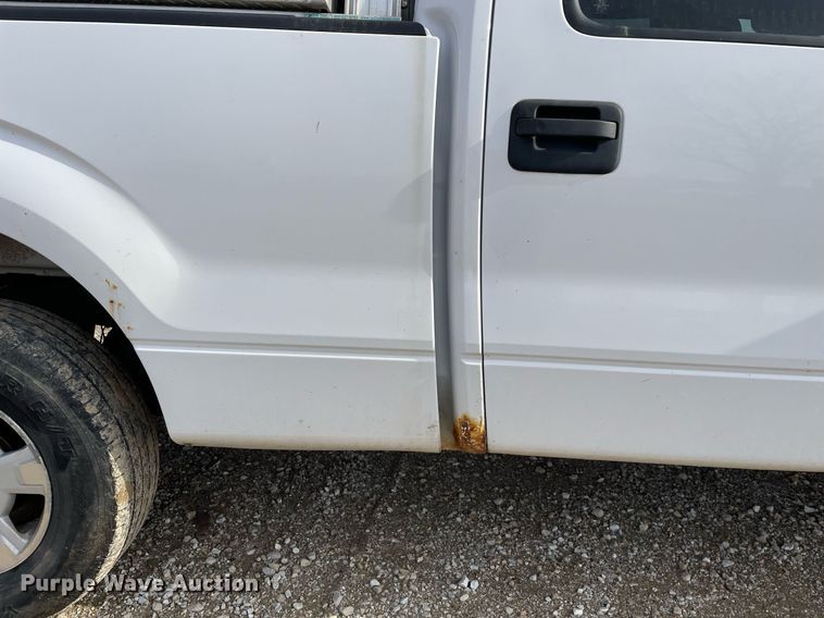 image for item MA9905 2014 Ford F150 XLT  SuperCrew pickup truck