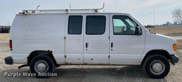 image for item MA9906 2006 Ford E350 Super Duty  van