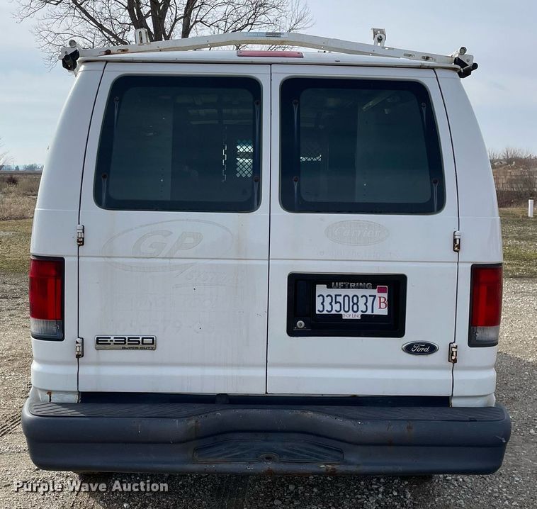 image for item MA9906 2006 Ford E350 Super Duty  van