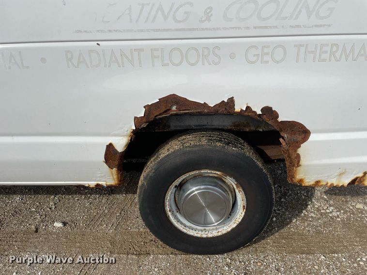 image for item MA9906 2006 Ford E350 Super Duty  van