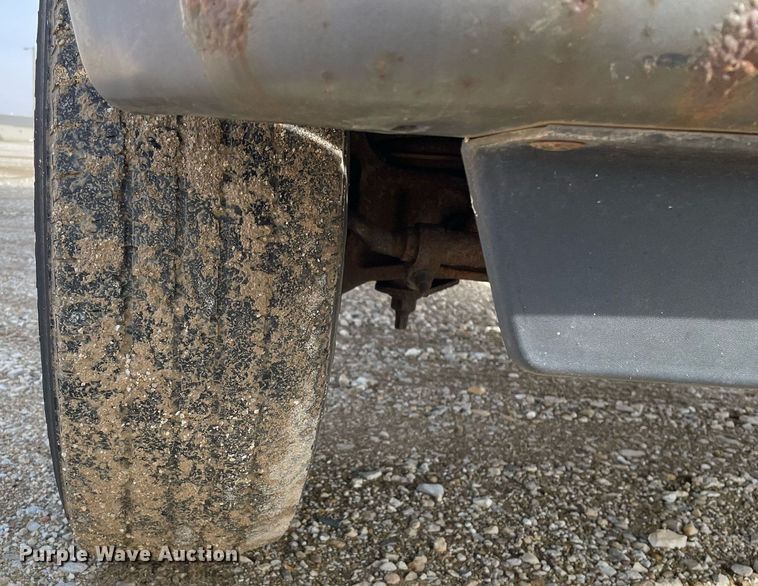 image for item MA9906 2006 Ford E350 Super Duty  van