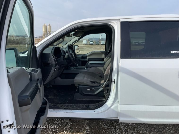 image for item MA9907 2018 Ford F150 XLT  SuperCrew pickup truck