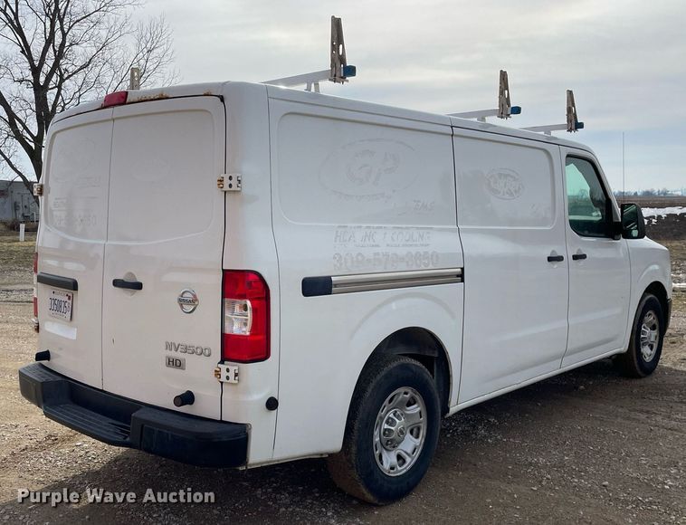 image for item MA9908 2013 Nissan NV3500HD  van