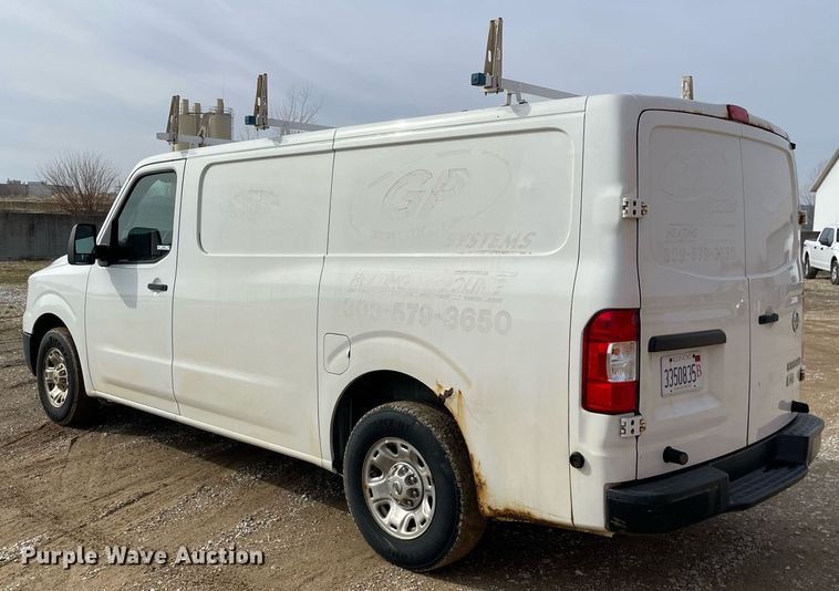 image for item MA9908 2013 Nissan NV3500HD  van