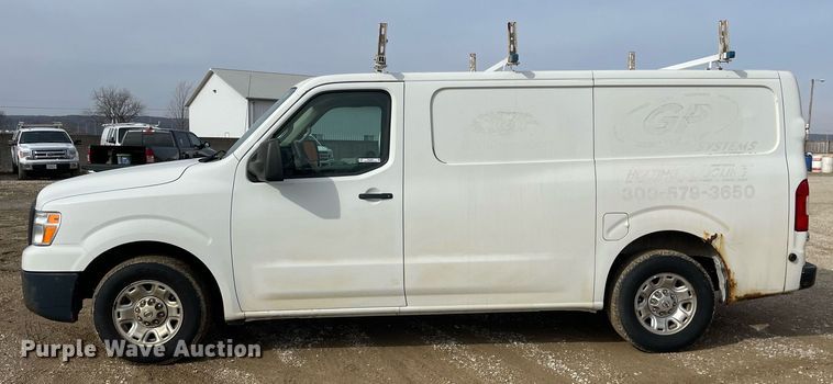 image for item MA9908 2013 Nissan NV3500HD  van
