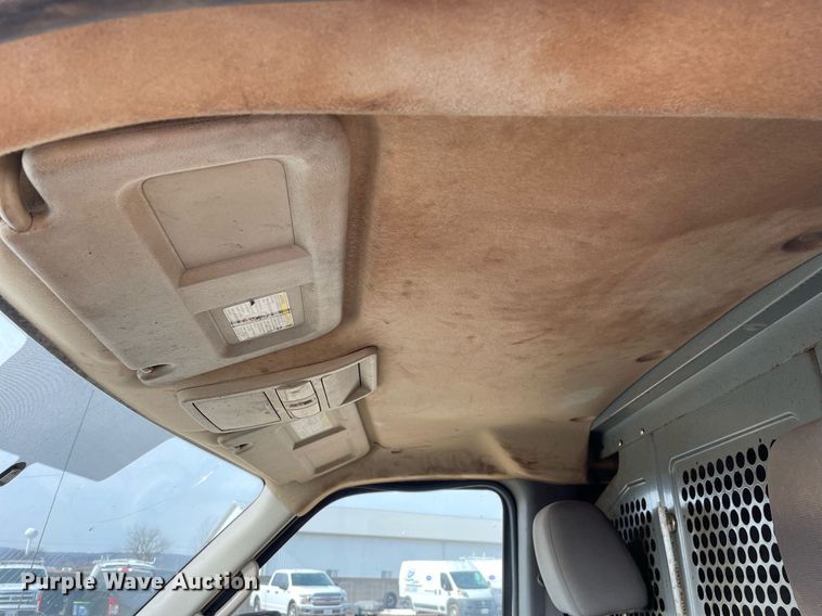 image for item MA9908 2013 Nissan NV3500HD  van