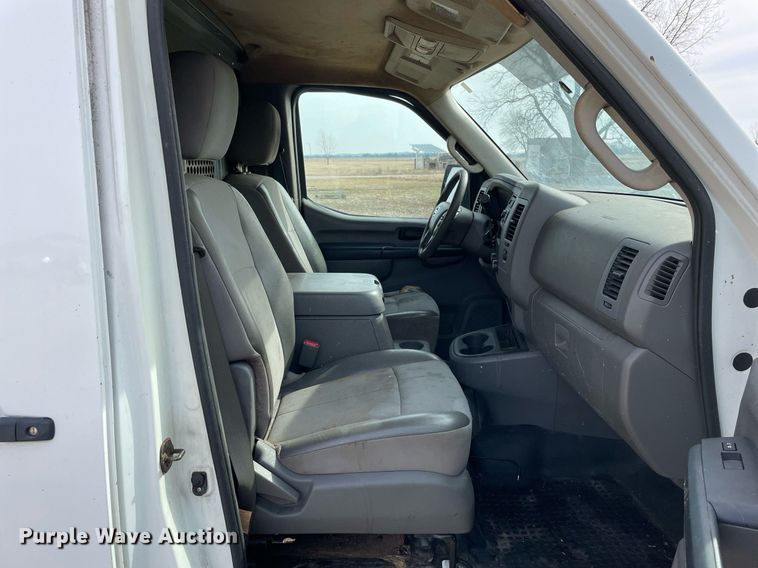 image for item MA9908 2013 Nissan NV3500HD  van