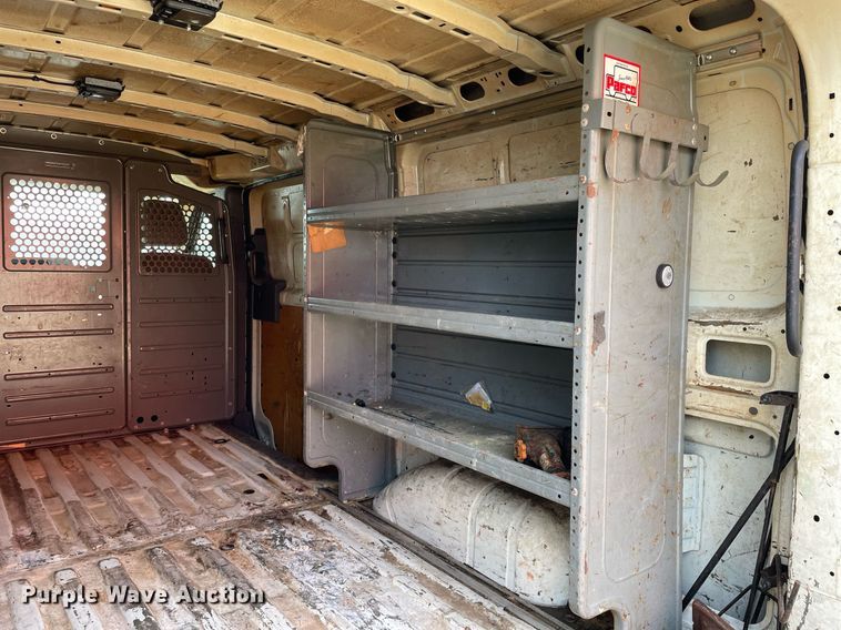 image for item MA9908 2013 Nissan NV3500HD  van