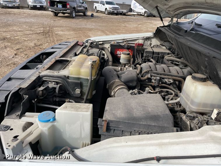 image for item MA9908 2013 Nissan NV3500HD  van