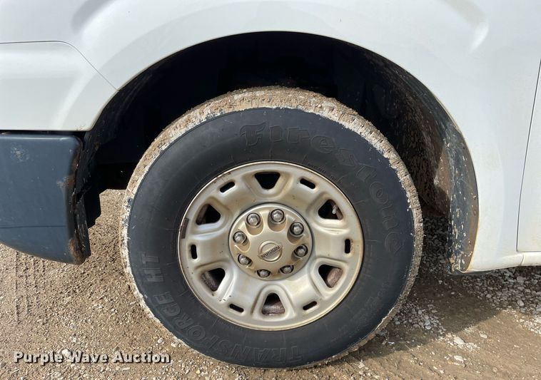 image for item MA9908 2013 Nissan NV3500HD  van