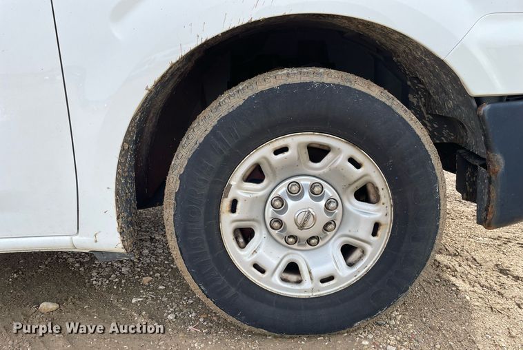 image for item MA9908 2013 Nissan NV3500HD  van