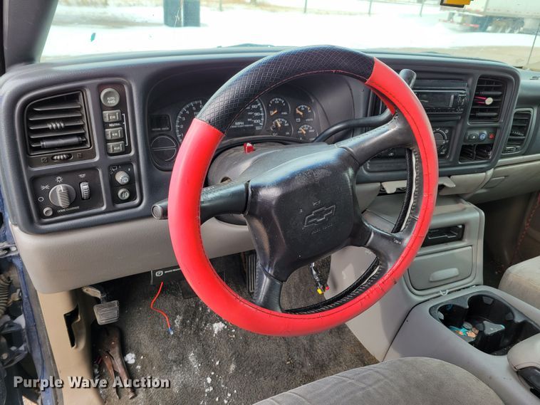 image for item MC9540 2001 Chevrolet Tahoe  SUV