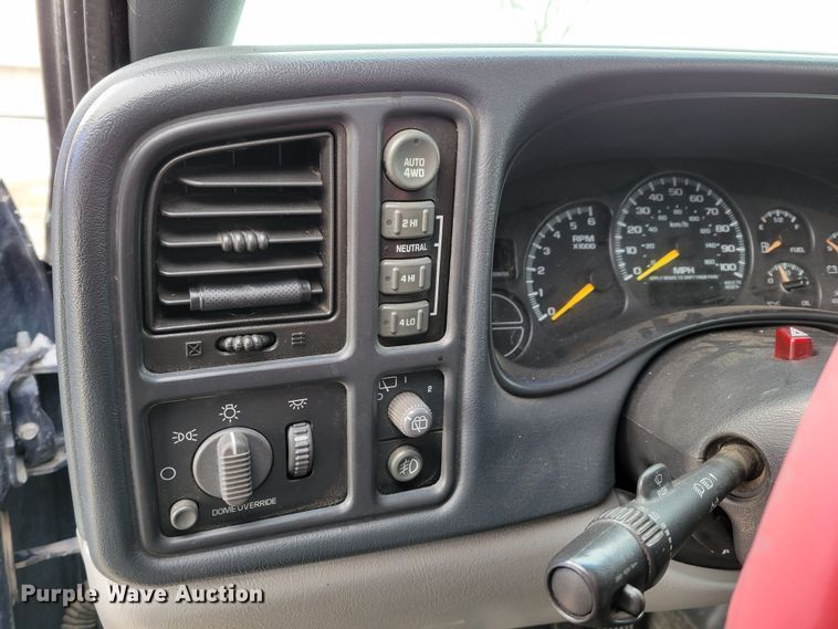 image for item MC9540 2001 Chevrolet Tahoe  SUV