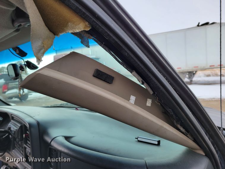 image for item MC9540 2001 Chevrolet Tahoe  SUV