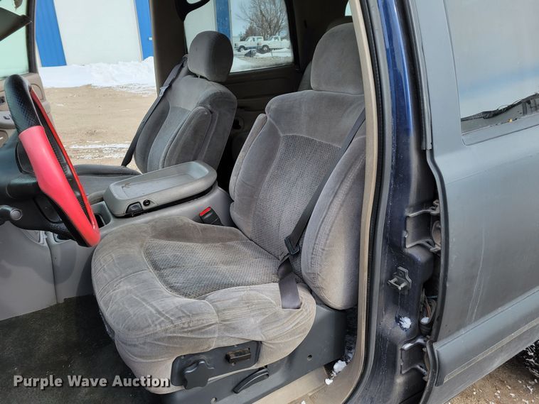 image for item MC9540 2001 Chevrolet Tahoe  SUV