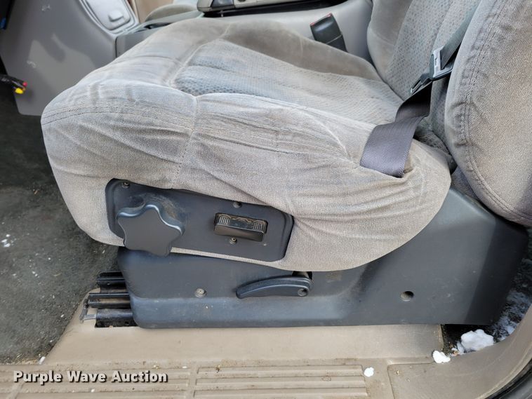 image for item MC9540 2001 Chevrolet Tahoe  SUV