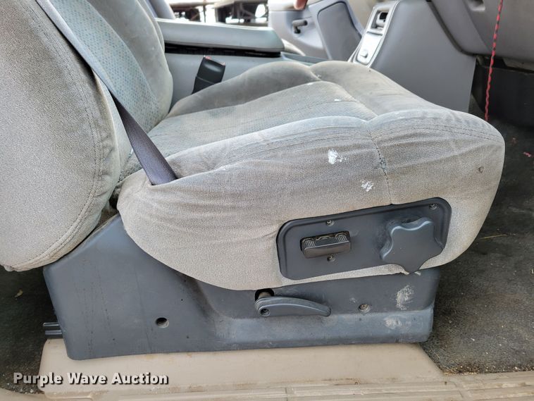 image for item MC9540 2001 Chevrolet Tahoe  SUV