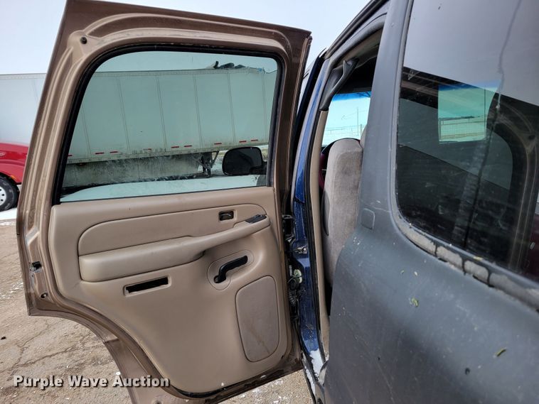 image for item MC9540 2001 Chevrolet Tahoe  SUV