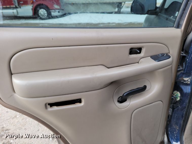 image for item MC9540 2001 Chevrolet Tahoe  SUV