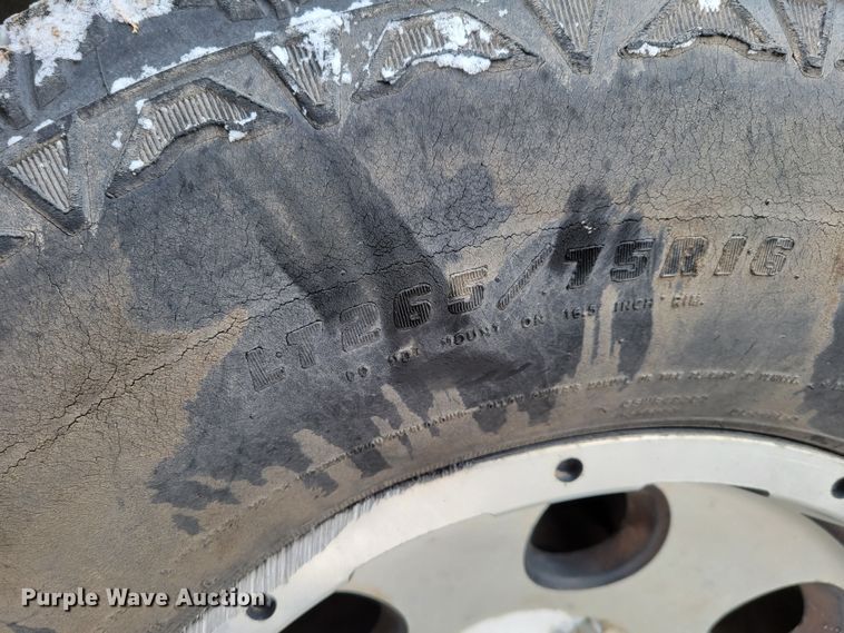 image for item MC9540 2001 Chevrolet Tahoe  SUV