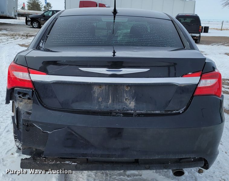 image for item MC9541 2011 Chrysler 200