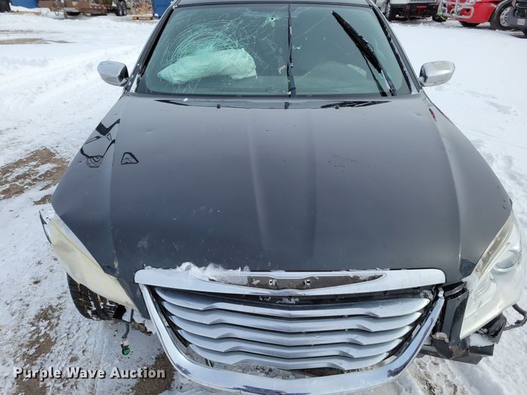 image for item MC9541 2011 Chrysler 200