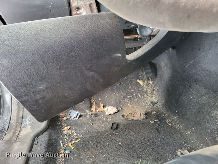 image for item MC9541 2011 Chrysler 200