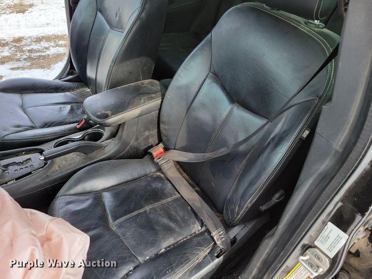 image for item MC9541 2011 Chrysler 200