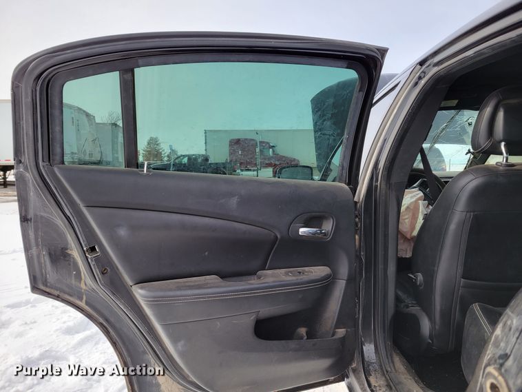 image for item MC9541 2011 Chrysler 200