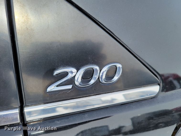 image for item MC9541 2011 Chrysler 200