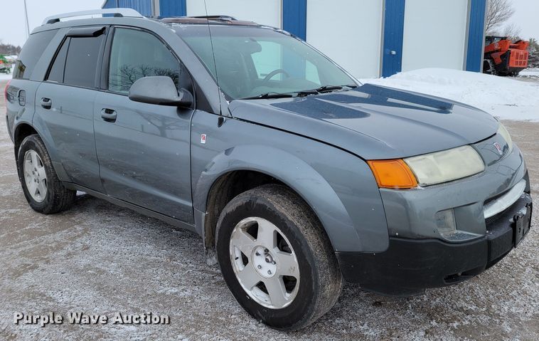 image for item MC9542 2005 Saturn Vue  SUV