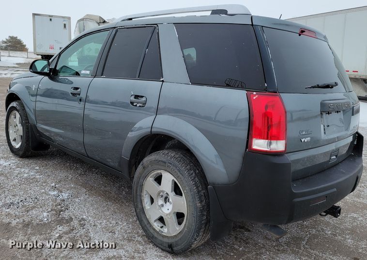 image for item MC9542 2005 Saturn Vue  SUV
