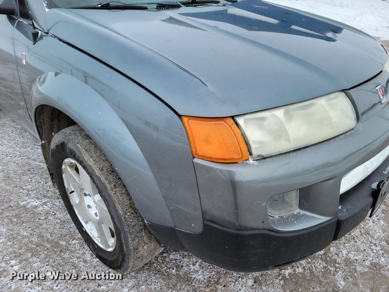 image for item MC9542 2005 Saturn Vue  SUV