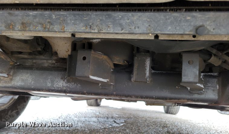 image for item MC9542 2005 Saturn Vue  SUV