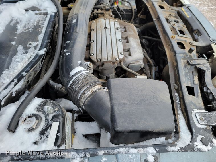 image for item MC9542 2005 Saturn Vue  SUV